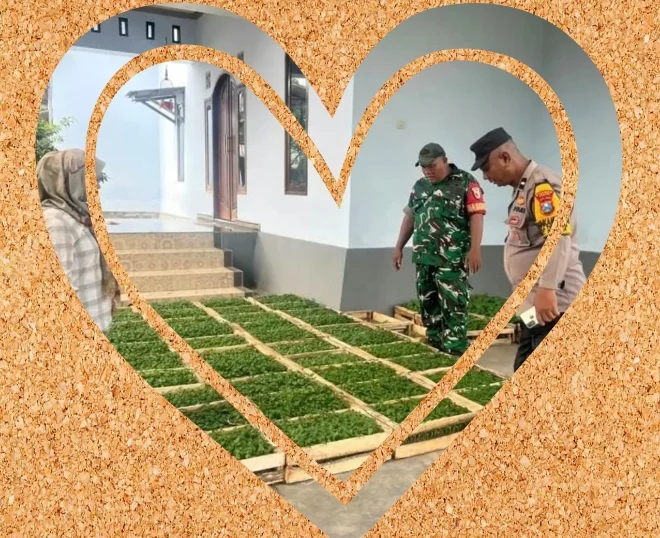 Polsek Gurah Dorong Ketepatan Perawatan Jagung di Desa Tiru Lor