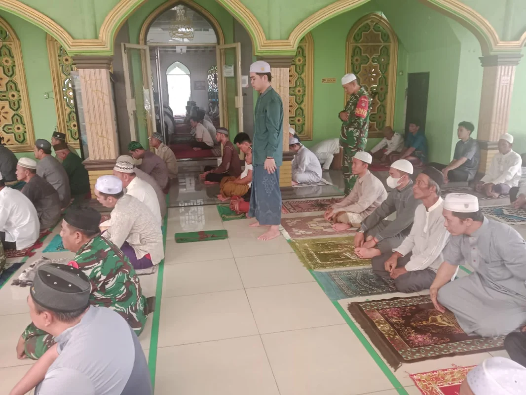 Perkuat Kemanunggalan TNI dan Rakyat, Kodim 1002/HST Kembali Gelar Jumat Berkah