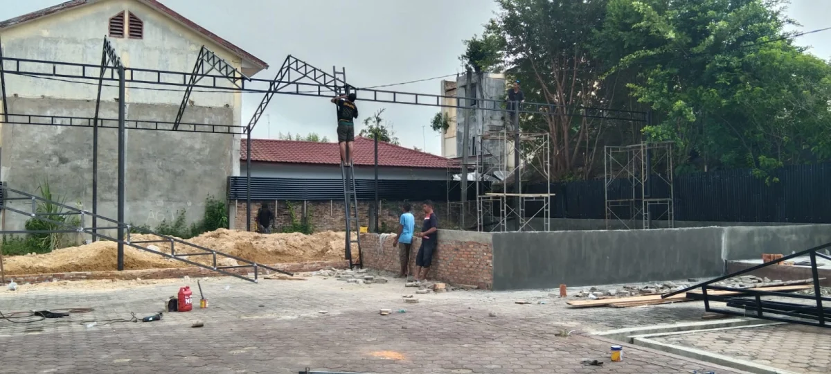 Pemanfaatan Lahan Asrama Polres Langsa untuk Kafe Disorot, Status Kontrak Dipertanyakan