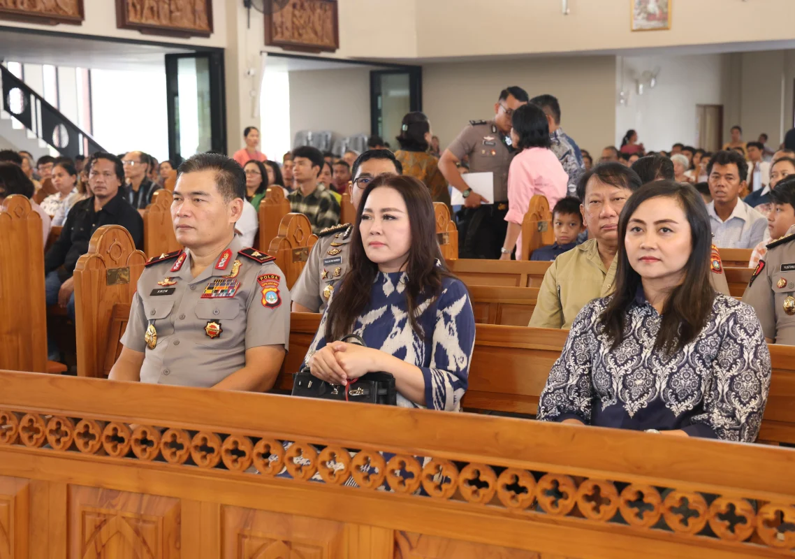 MINGGU KASIH, WAKAPOLDA KEPRI PERKUAT KEMITRAAN POLRI DAN MASYARAKA