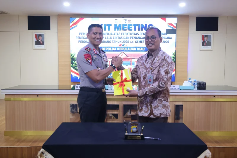 TAKLIMAT AKHIR AUDIT KINERJA BPK RI DI POLDA KEPRI, KAPOLDA TEKANKAN PERBAIKAN KINERJA DAN PELAYANAN