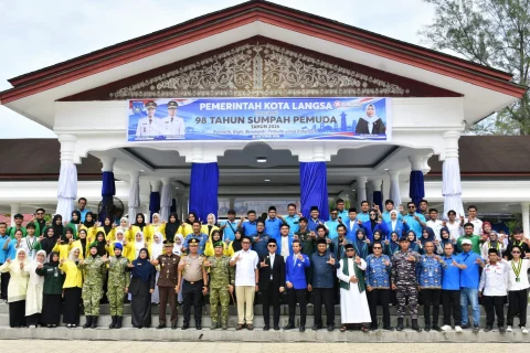 Wali Kota Langsa, Pimpin Upacara Sumpah Pemuda, Teguhkan Semangat Patriotisme Dan Persatuan