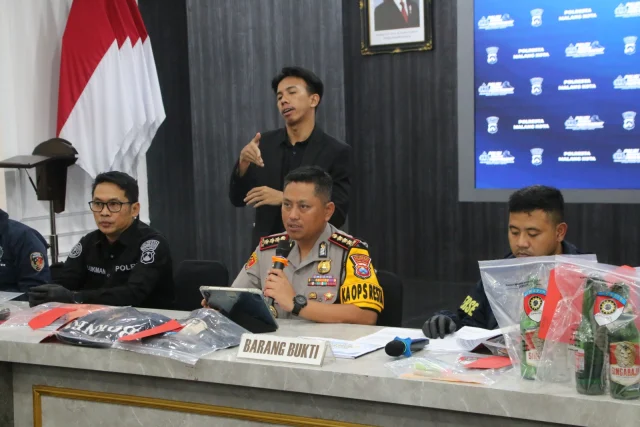 Polresta Malang Kota Gagalkan Rencana Kerusuhan Pasca – Aksi Damai, 12 Tersangka dan 4 Bom Molotov Diamankan