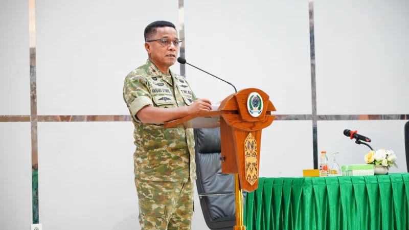 Danrem 091/ASN Berikan Pengarahan dan Pamitan kepada Seluruh Prajurit, PNS, dan Persit Jajaran