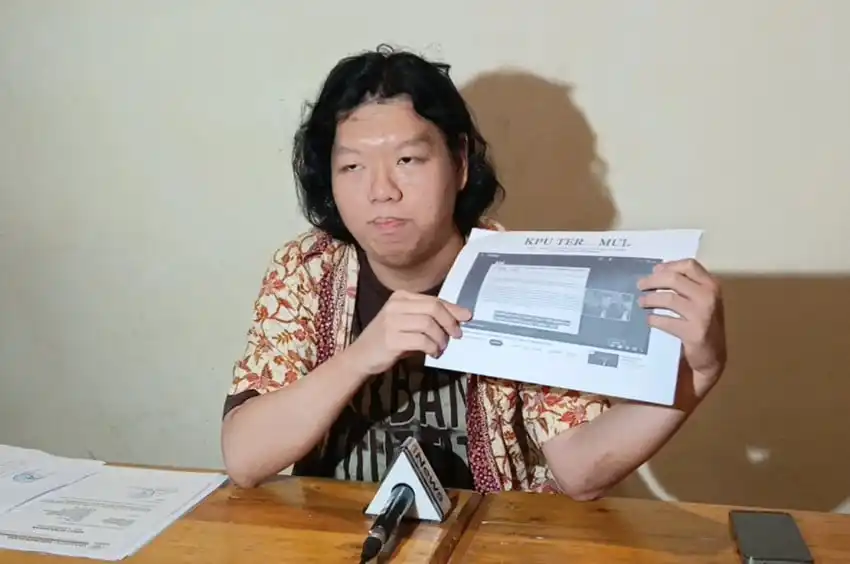 Aktivis Soroti Dua Dokumen Pencalonan Gibran yang Disebut Telah Diserahkan