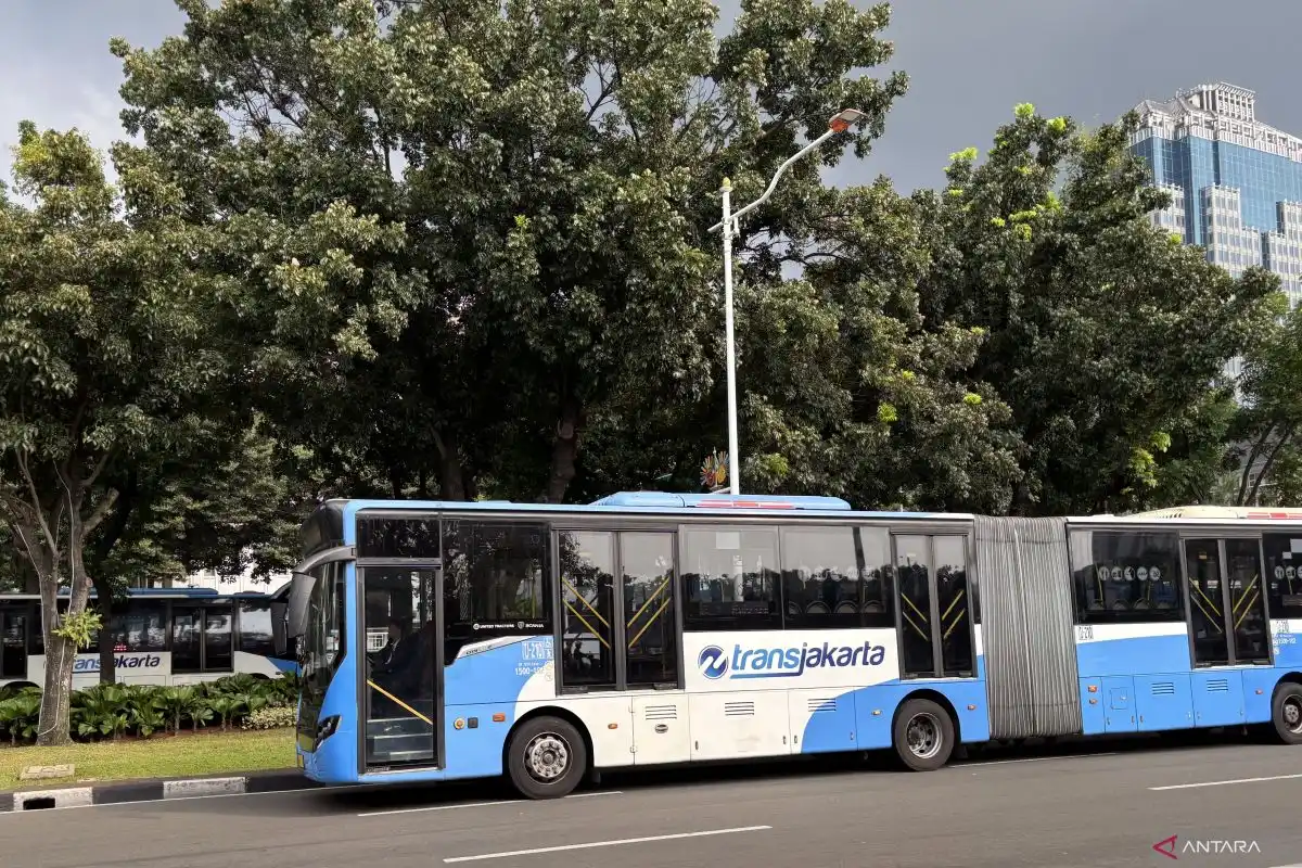 Sorotan Jakarta Sepekan: Rotasi Pejabat Polda hingga Penyesuaian Tarif TransJakarta