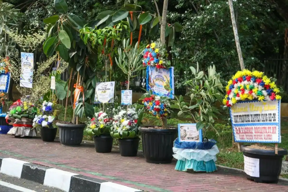 Peringatan HUT ke-26 Banten Diisi Pengiriman Tanaman ke Kawasan KP3B