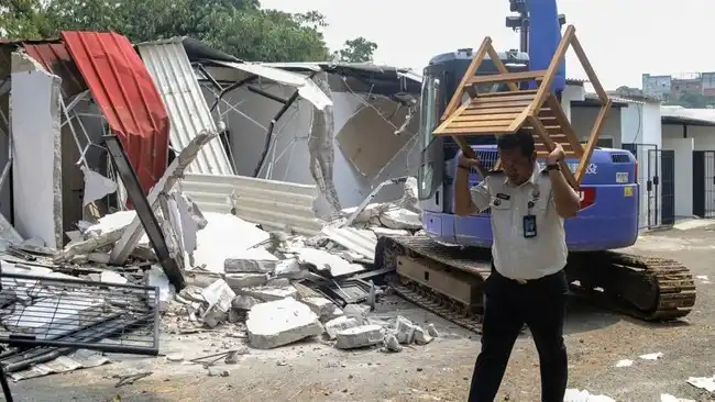 Kementerian Imipas Menjatuhkan Sanksi kepada 17 Pegawai Terkait Temuan Lapas Cibinong