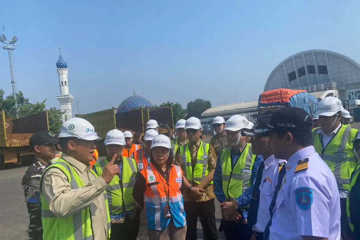 DPR Dorong Evaluasi Terbuka Atas Pembatasan Kapasitas Penumpang Kapal