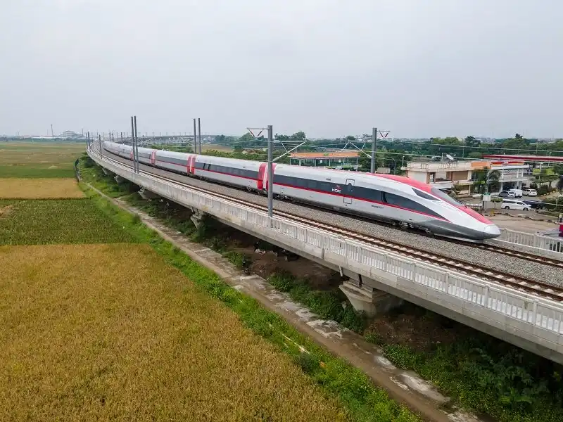 Pemerintah Finalisasi Perpres untuk Menata Utang Proyek Kereta Cepat Whoosh