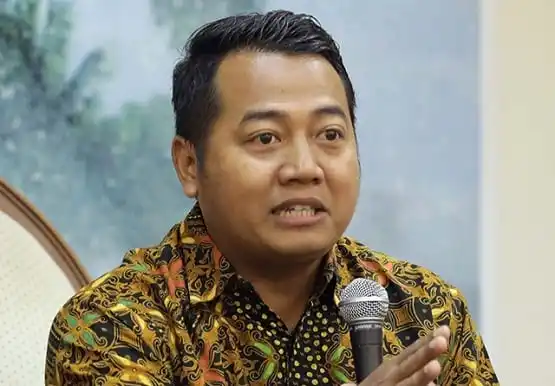 Megawati Berpisah dengan Jokowi, SBY Nyaris Dibegal, Jokowi Dihantam Isu Ijazah
