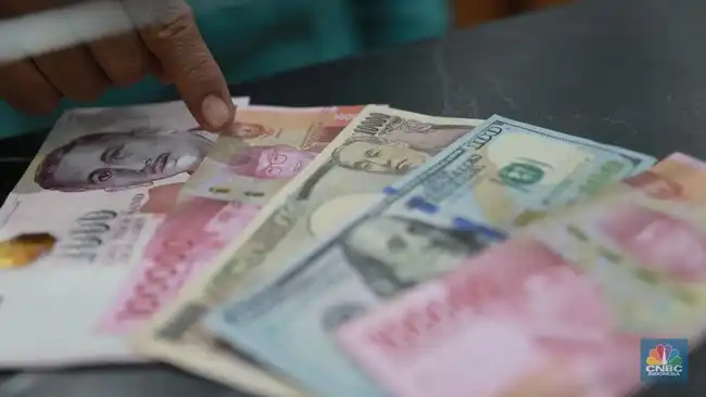 Rupiah Melemah Saat Won dan Ringgit Menguat di Perdagangan Asia