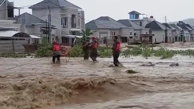 Banjir Padang Terulang, Jejak Bencana Besar Seabad Silam Kembali Disorot