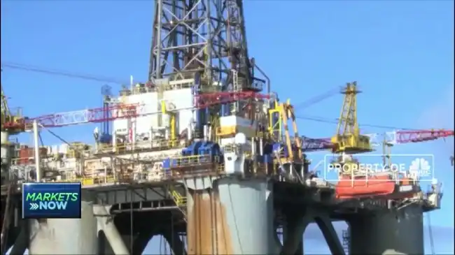 Harga Minyak Dunia Terkoreksi, Brent Tetap di Atas US$100 per Barel