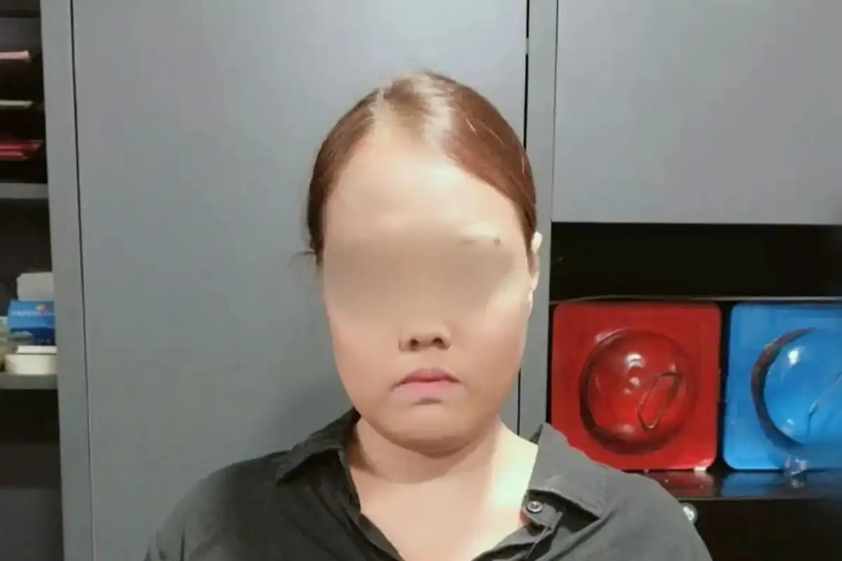 Polisi Tangkap Perempuan yang Diduga Curi Uang dan iPhone Bos di Cengkareng