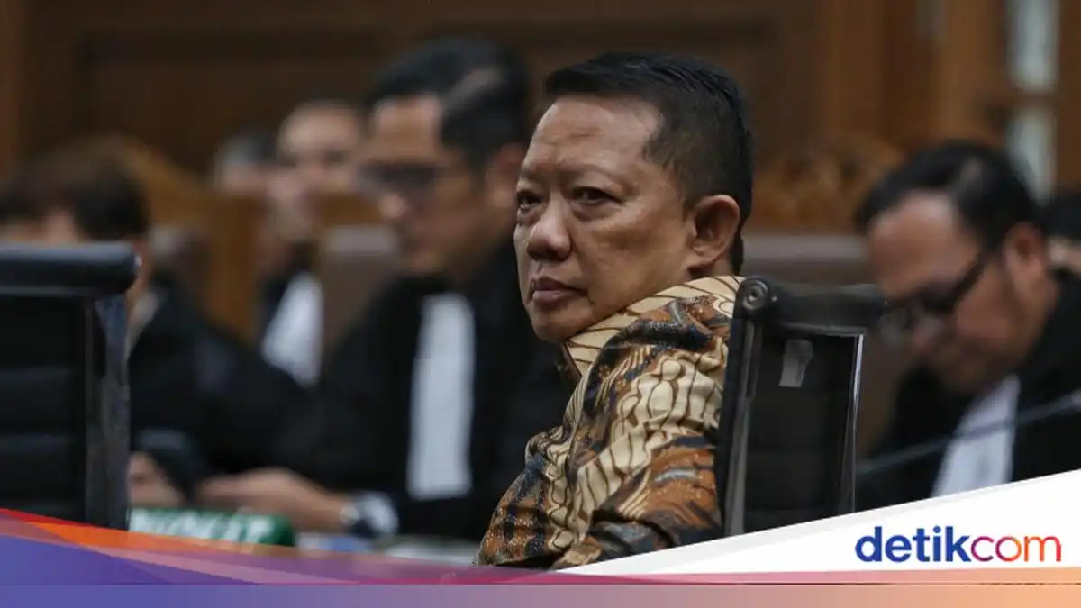 Febrie Adriansyah Minta Dakwaan Pemerasan dan TPPU Dibatalkan