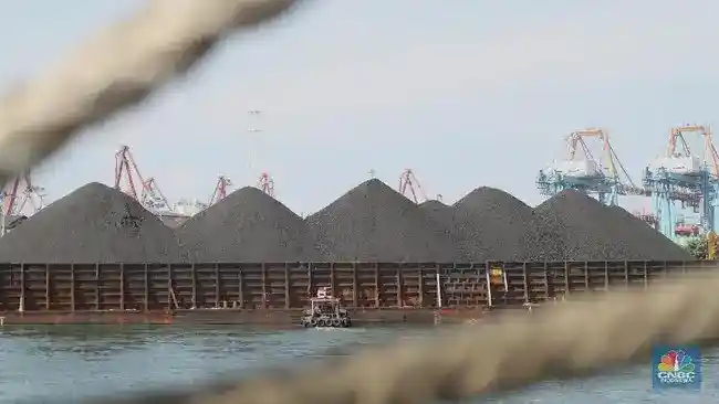 Permintaan Kapal Tambang Susut 60%, Galangan Nasional Beralih ke Armada BBM