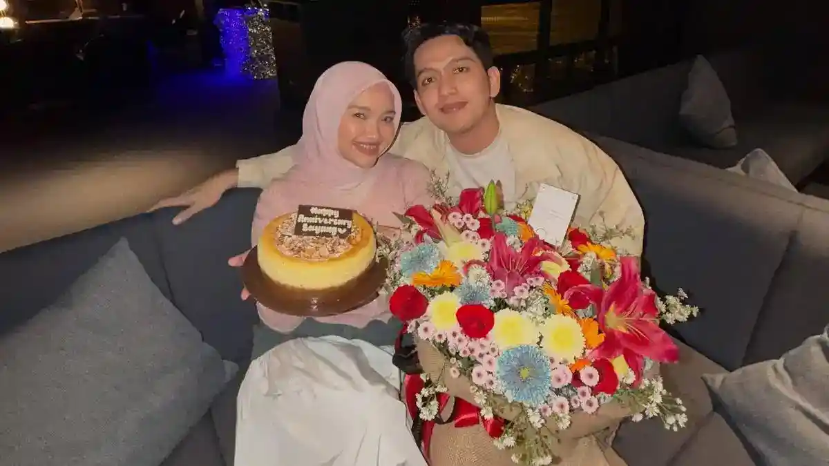 Empat Tahun Menikah, Ilyas Bachtiar Beri Nabila Ellisa Hadiah Mobil