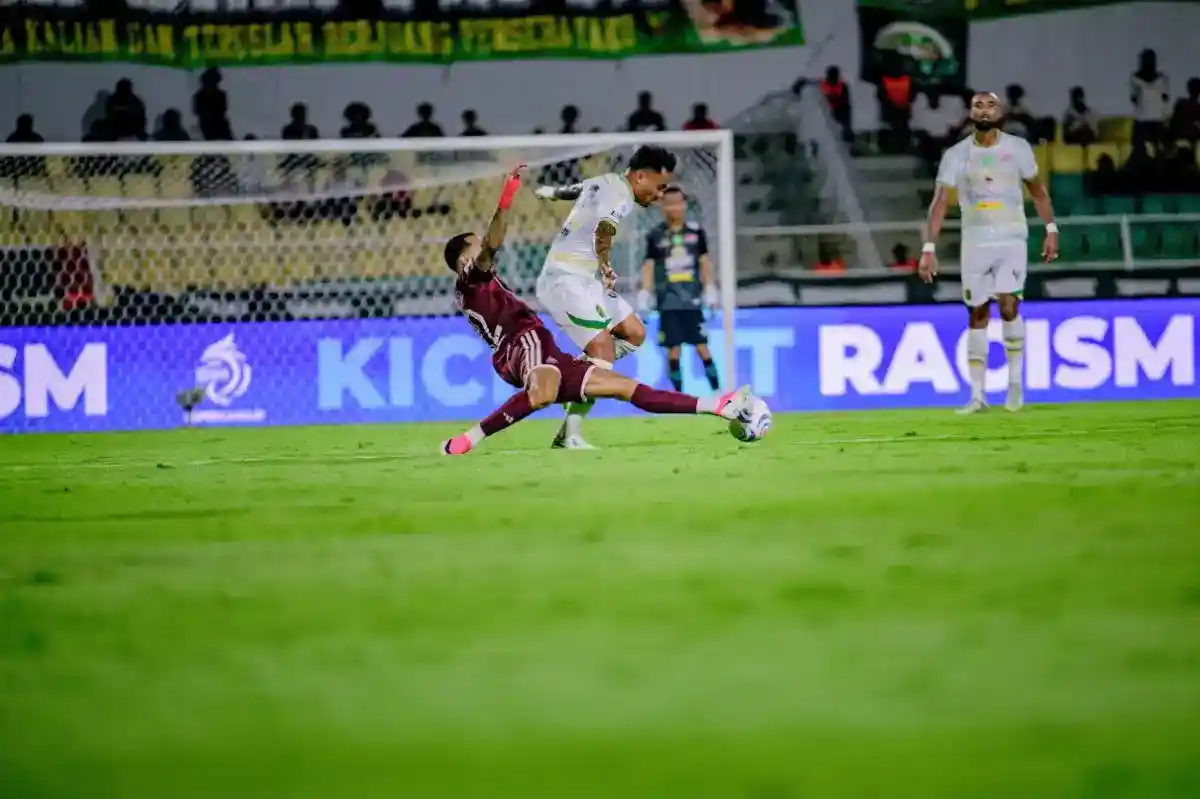 Persebaya Tumbang di Kandang PSM, Dua Penalti pada Injury Time Tak Berbuah Gol