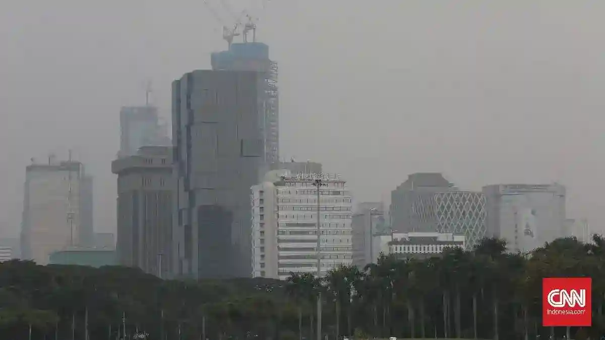 Pemantauan DKI Tunjukkan Polutan Udara Jakarta Menurun pada Sabtu Pagi