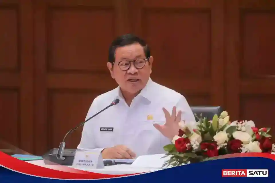 Pramono Perketat Ketepatan Waktu Rapat di Pemprov DKI