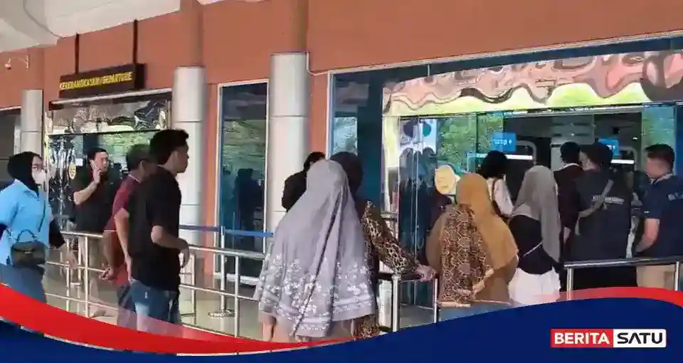 Hujan Redakan Asap, Operasional Penerbangan Palembang Kembali Normal