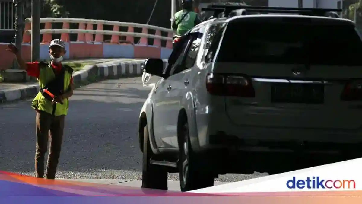 Imbauan untuk Pengendara Jakarta: Jangan Beri Imbalan kepada Pak Ogah