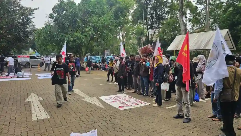 Mahasiswa UI Siapkan Keberangkatan ke Bundaran HI, Karhutla Jadi Sorotan