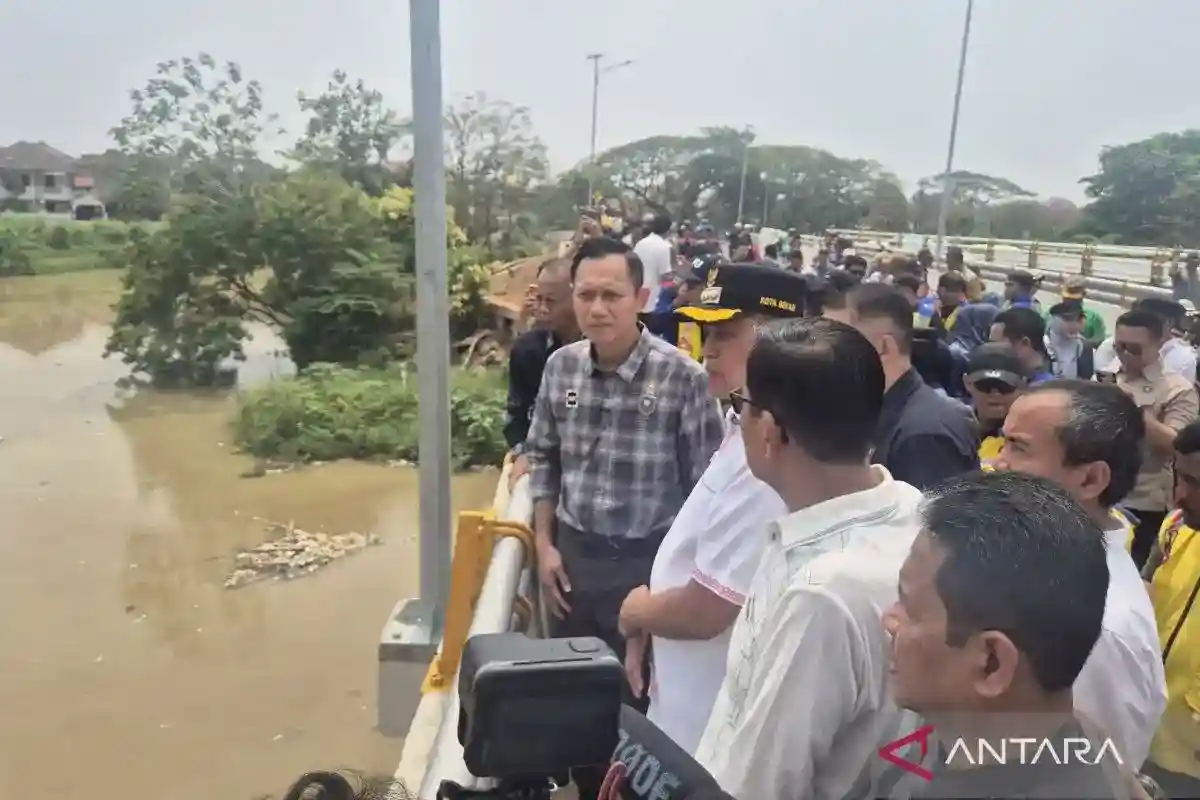 Jembatan Kemang Pratama Dibangun Ulang dengan Rancangan Lebih Siap Menghadapi Banjir