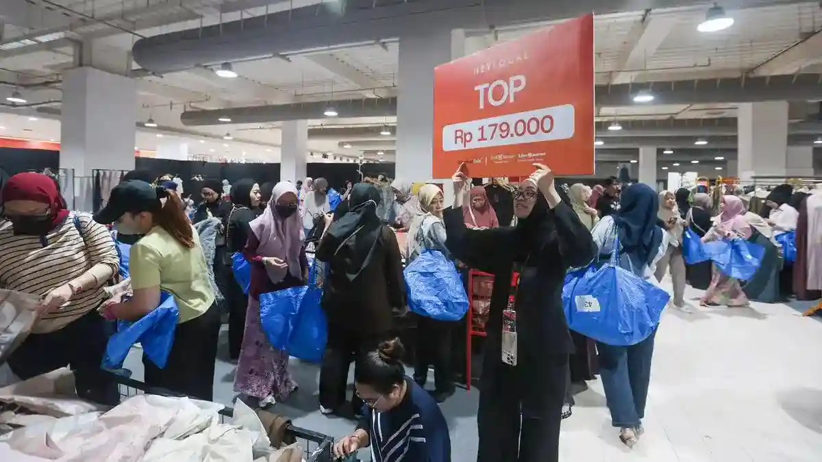 Ramai Berburu Diskon di Imperfect Sale Blok M
