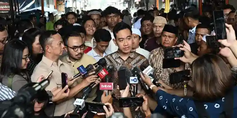 Gibran Tanggapi Permohonan Pencabutan Gugatan Denny Indrayana