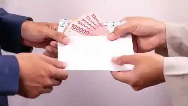 Rupiah Terkoreksi Tipis saat Pasar Menimbang Data Ekonomi AS dan Sikap BI