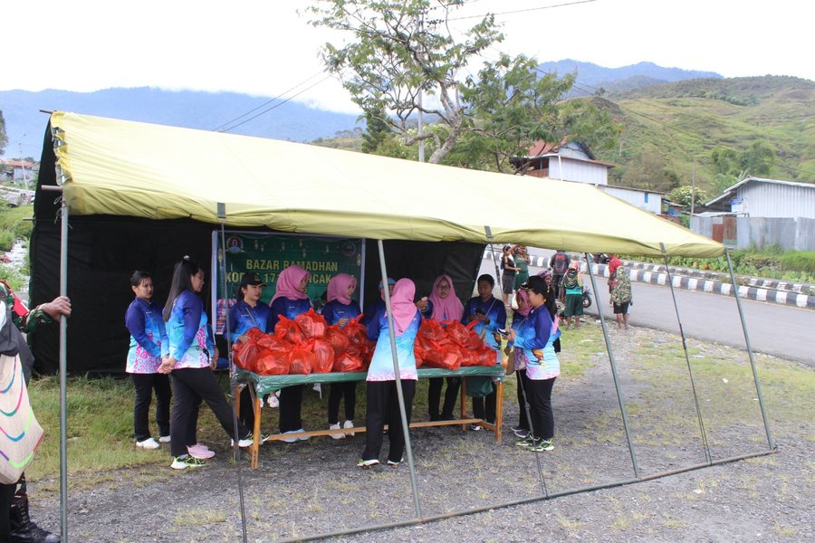 Bazar Ramadhan Kodim 1714/Puncak Jaya Dalam Rangka Menyambut Idul Fitri 1447 H Tahun 2026
